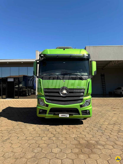 Marca/Modelo: Mercedez benz MB2651/ Ano/Modelo: 22/22 Tração: 6x4 molas Quilometragem:183k Cor: Verde