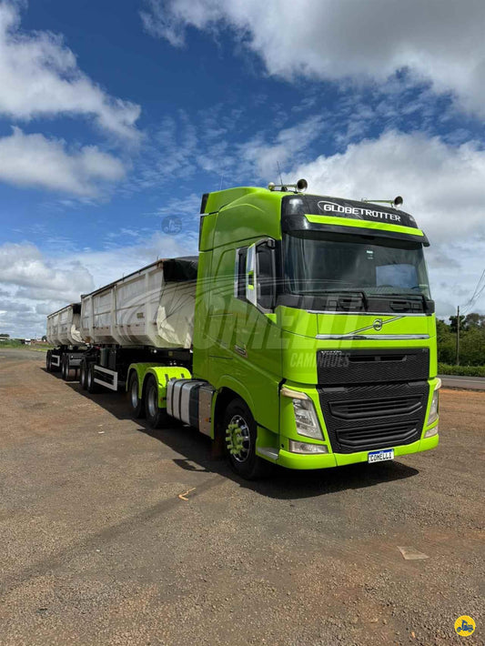 Marca/Modelo: Conjunto Volvo FH 540+Rodo-caçamba guerra / Ano/Modelo: 20/20 Tração: 6x4 molas Quilometragem: 408k