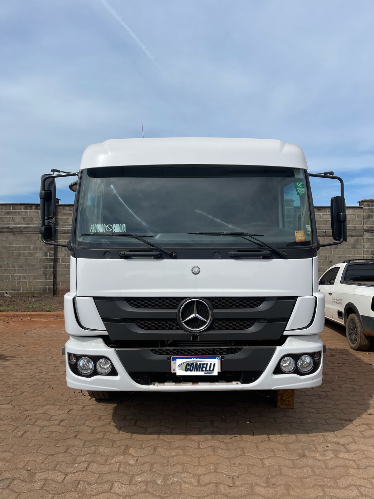 Marca/ Modelo: Mercedes-benz atego 1719 Ano/Modelo: 16/16 Quilometragem: 778K Tração: 4X2  Cor: Branco