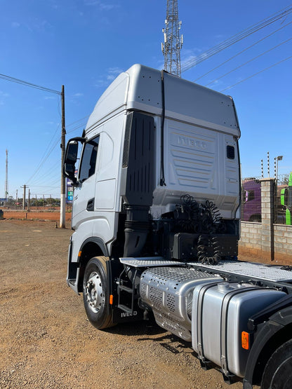 Marca/ Modelo: IVECO/S-WAY 480 Ano/Modelo: 2023/2024 Quilometragem: 80k (trabalhando) Tração: 6x2