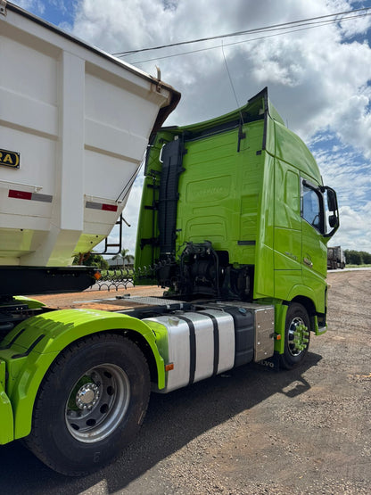 Marca/Modelo: Conjunto Volvo FH 540+Rodo-caçamba guerra / Ano/Modelo: 20/20 Tração: 6x4 molas Quilometragem: 408k