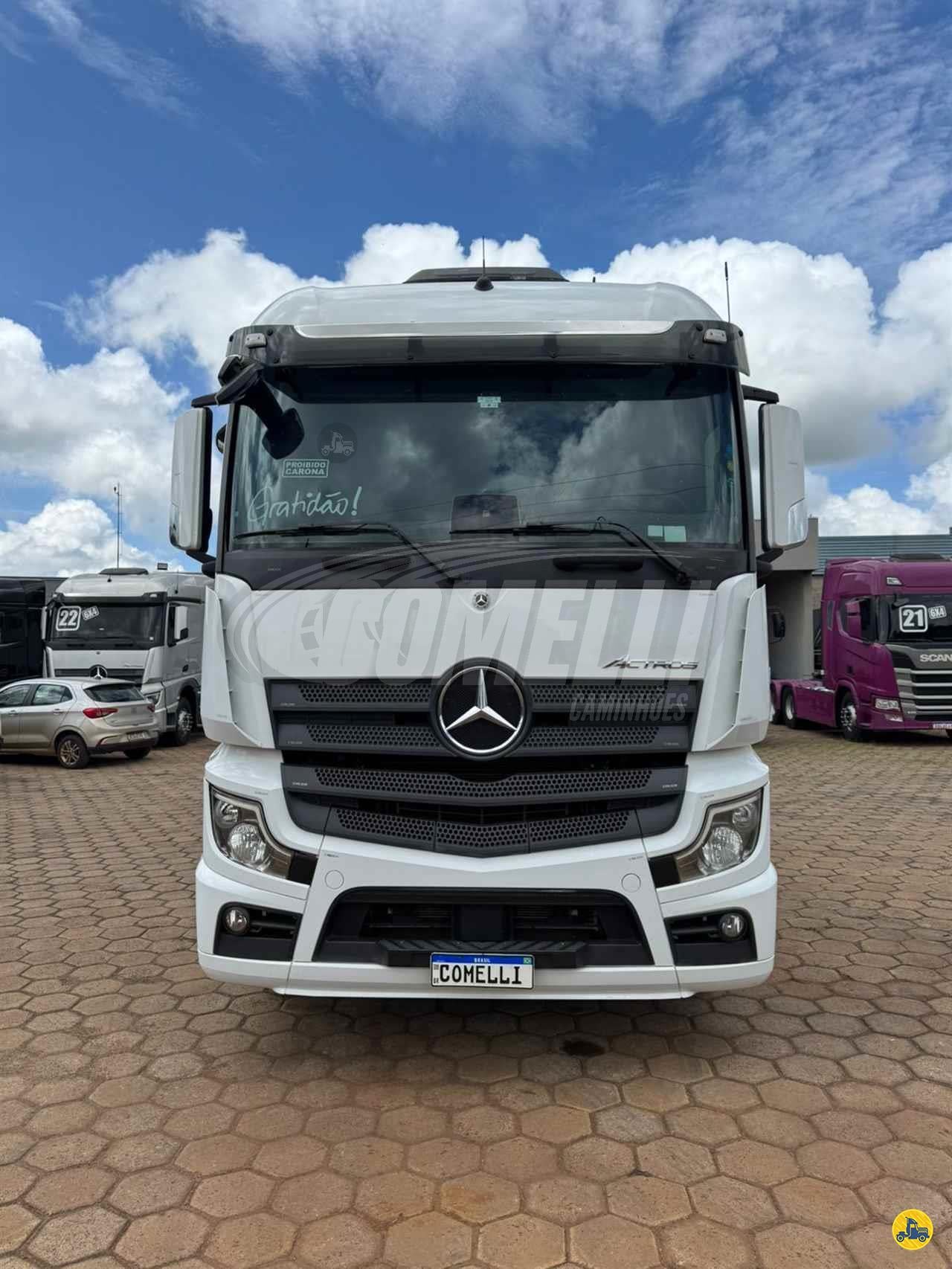 Marca/Modelo: Mercedez benz/ Ano/Modelo: 21/21/ Tração: 6x4 molas Quilometragem: 482k Cor: Branco