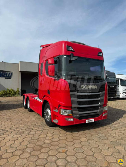 Marca/Modelo: Scania/R540 Ano/Modelo: 21/21 Tração: 6x4 Quilometragem: 276k Cor: Vermelha