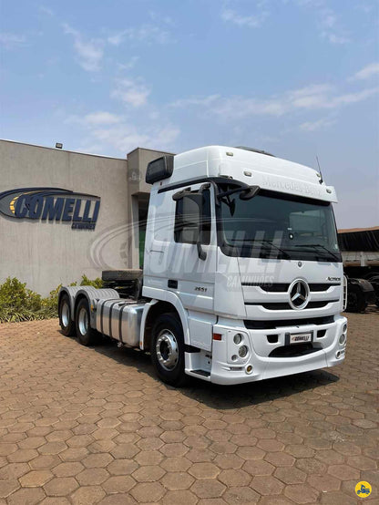 Marca/Modelo: Mercedez benz MB-2651/ Ano/Modelo: 20/20 Tração: 6x4 molas Cor: Branco