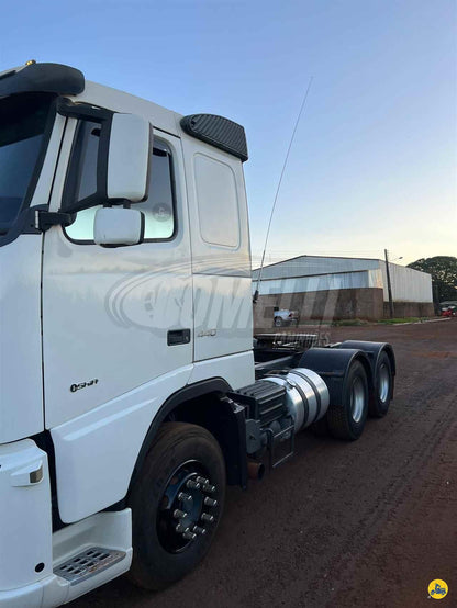 Marca/Modelo: Volvo/FH440  Ano/Modelo: 2011/2011  Quilometragem: 984k  Tração: 6x4 molas  Cor Branco  Ar- eletrcondicion