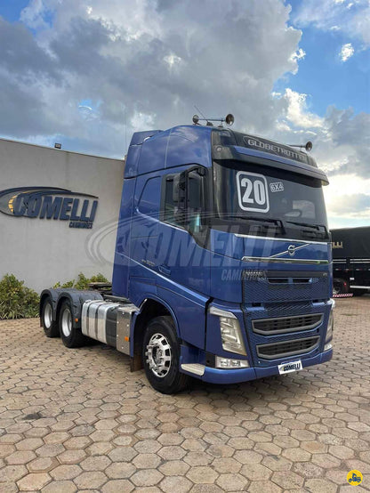 Marca/Modelo: Volvo FH 500 Ano/Modelo: 20/20 Tração: 6x4 molas Quilometragem:560k  Cor: Azul