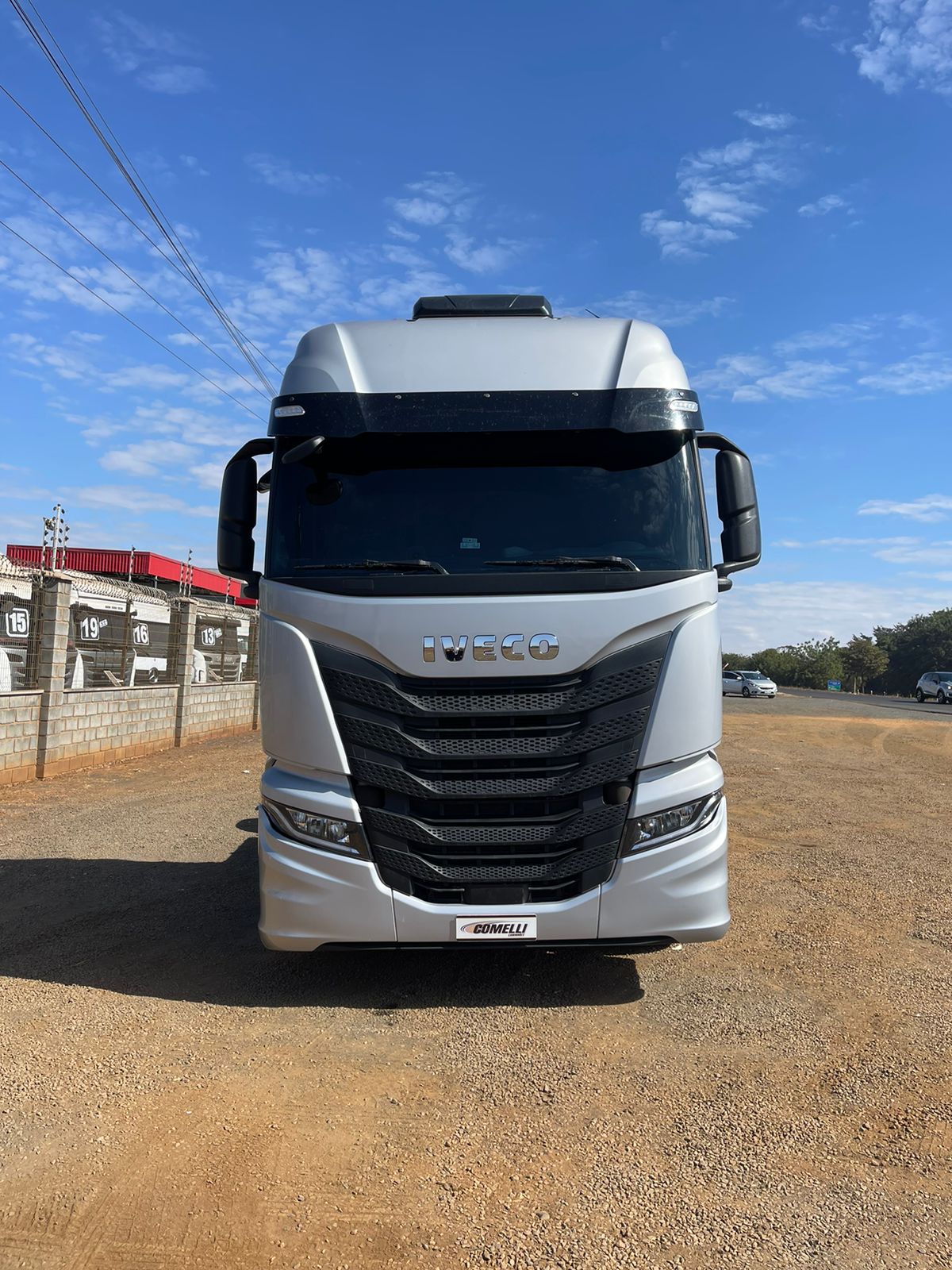 Marca/ Modelo: IVECO/S-WAY 480 Ano/Modelo: 2023/2024 Quilometragem: 80k (trabalhando) Tração: 6x2