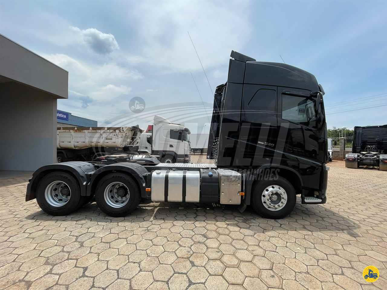 Marca/Modelo: Volvo FH 540 Ano/Modelo: 20/20 Tração: 6x4 molas Quilometragem: 338k Cor: Preta