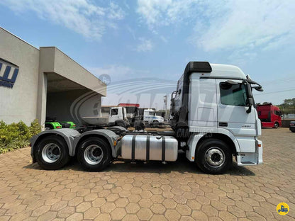 Marca/Modelo: Mercedez benz MB-2651/ Ano/Modelo: 20/20 Tração: 6x4 molas Cor: Branco